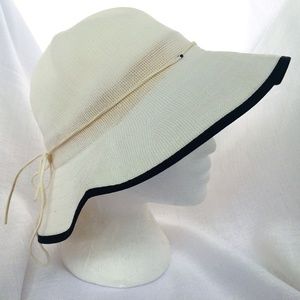 Summer Sun Bucket Hat 100% Linen Wide 4" Brim One Size Off White Black Edging